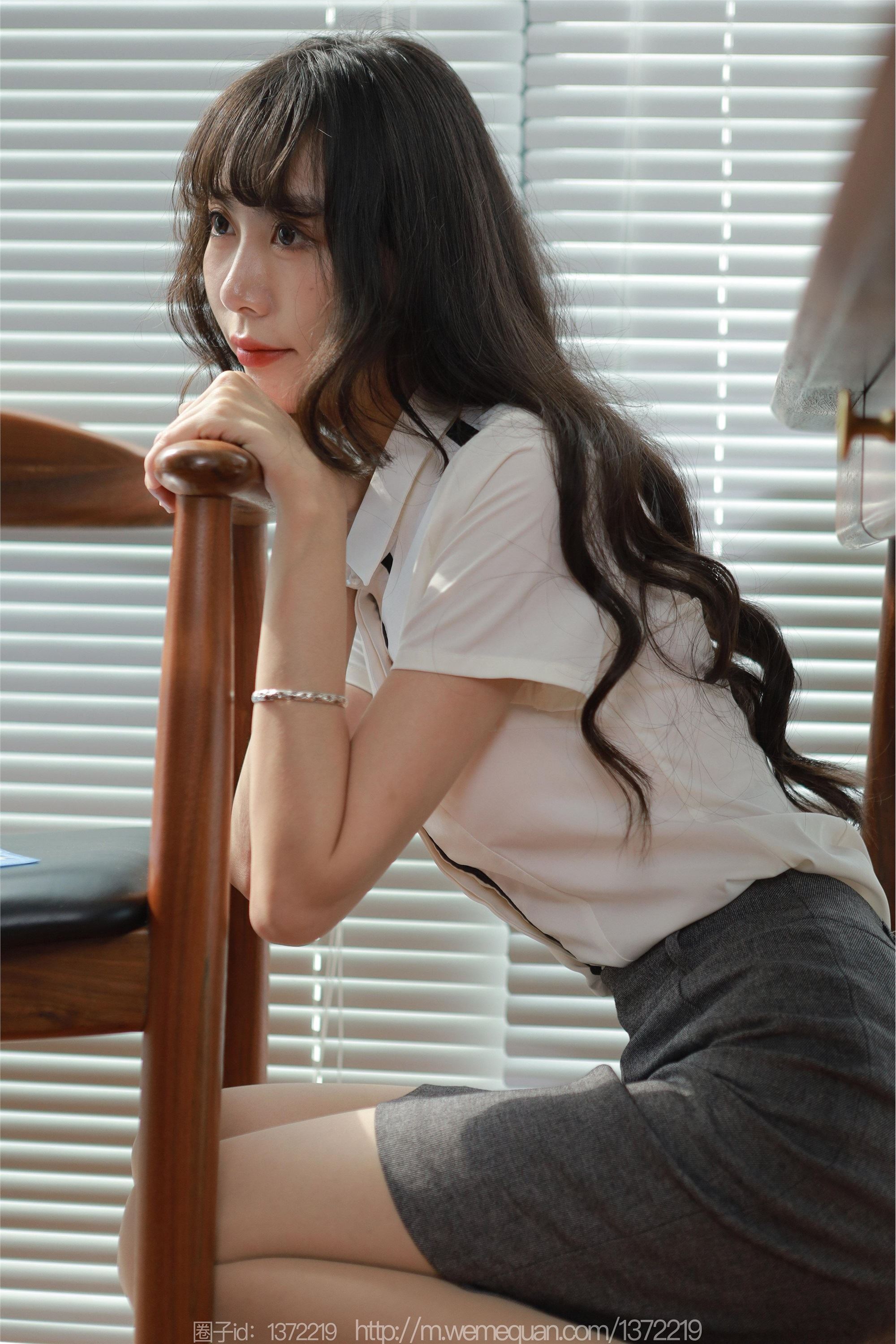 IESS异思趣向  2023.05.11 丝享家 1448 团团《粉色美甲》